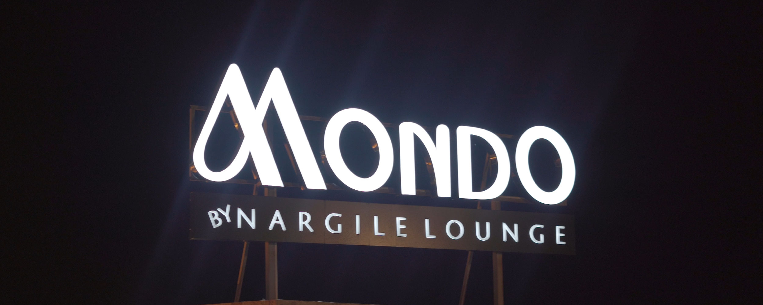 Mondo café opening